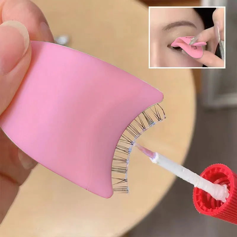 Lash Grip Tweezer